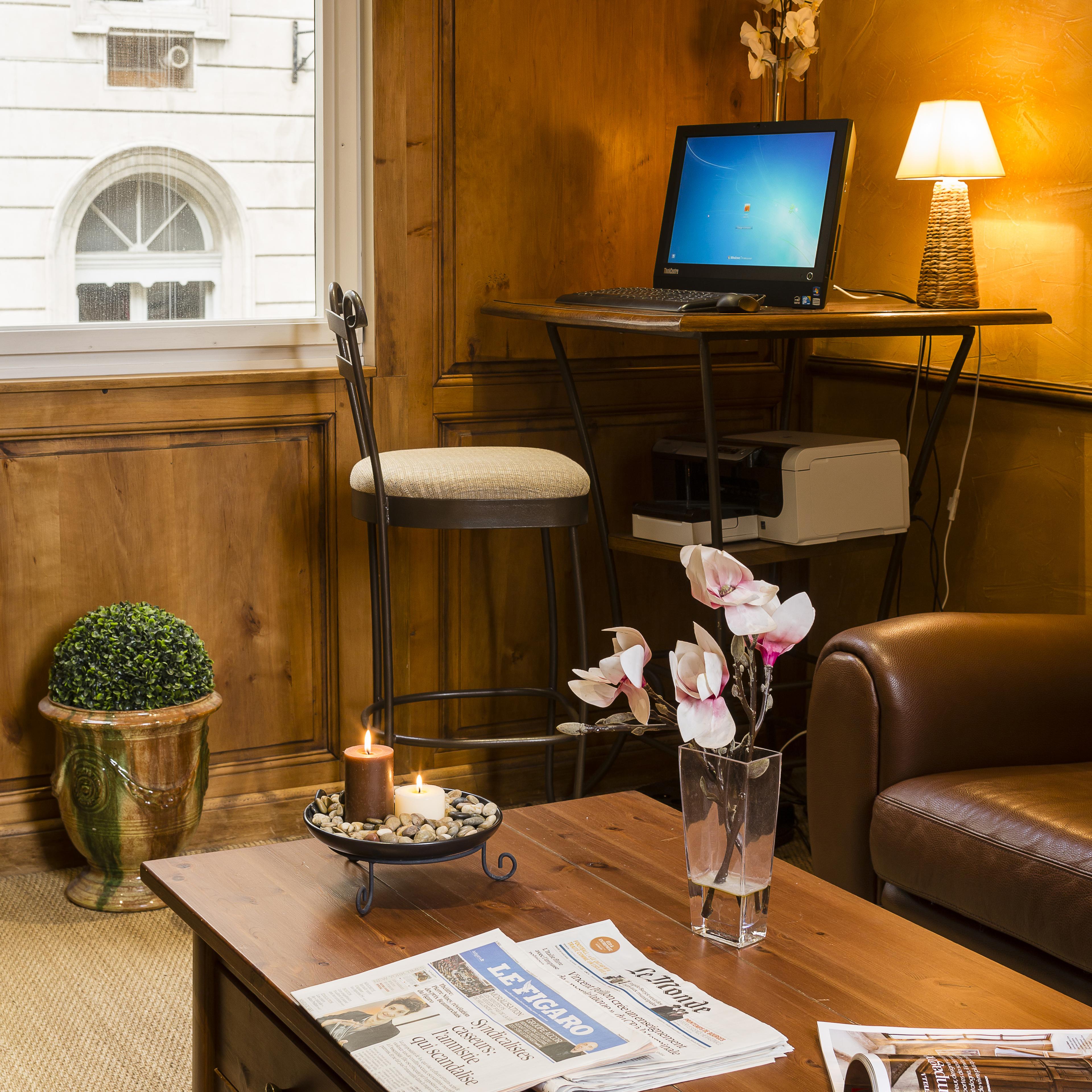 Hotel De L'Horloge Awinion Zewnętrze zdjęcie