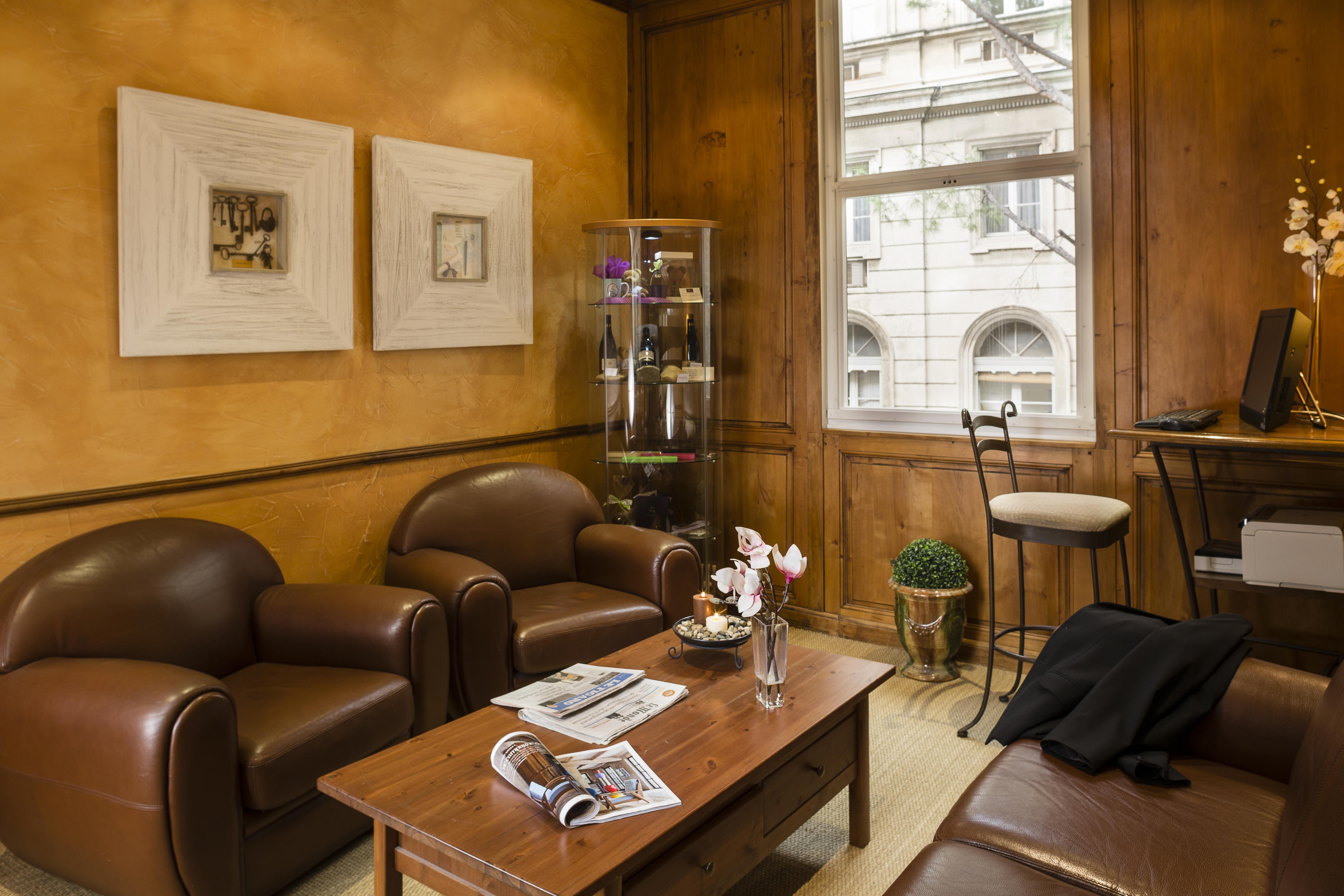 Hotel De L'Horloge Awinion Zewnętrze zdjęcie