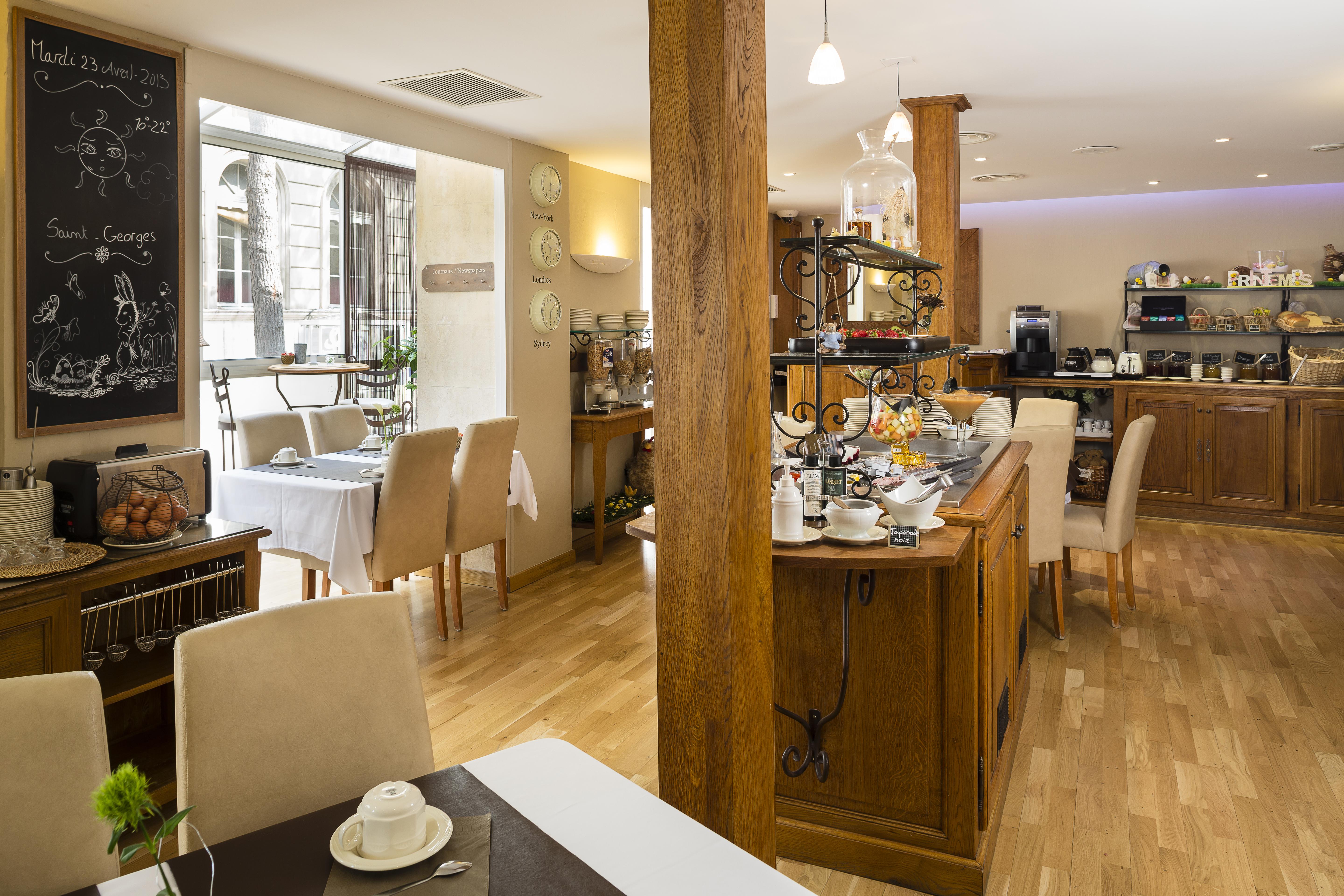 Hotel De L'Horloge Awinion Zewnętrze zdjęcie