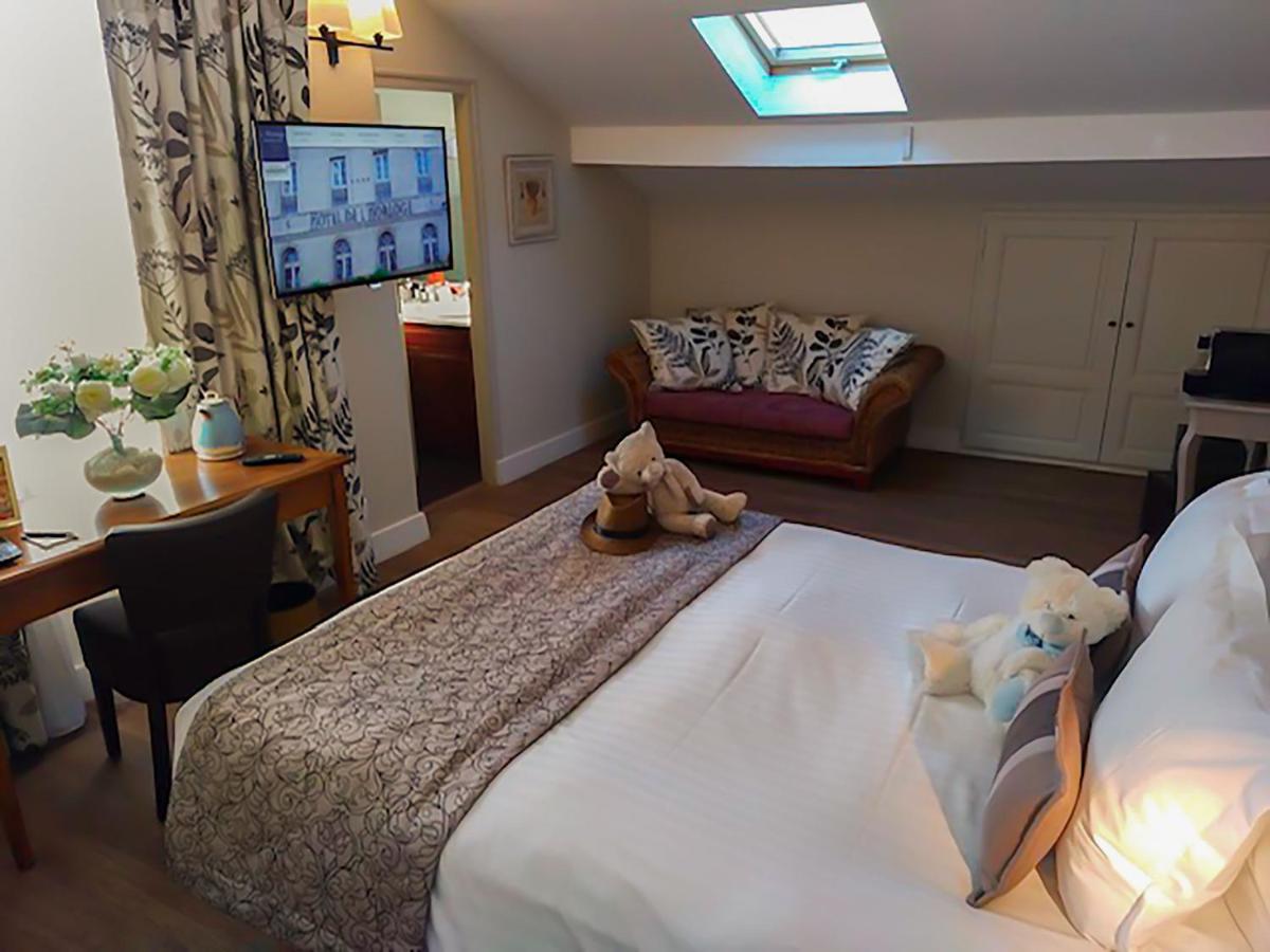 Hotel De L'Horloge Awinion Zewnętrze zdjęcie