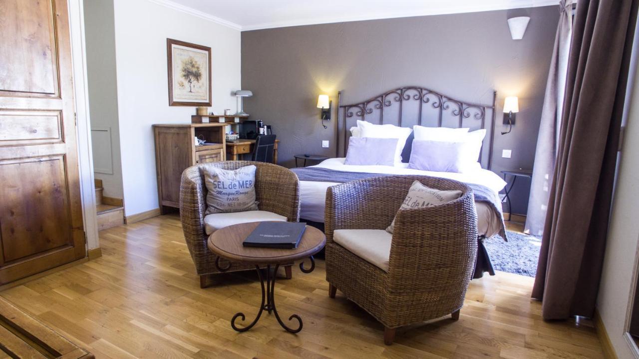 Hotel De L'Horloge Awinion Zewnętrze zdjęcie
